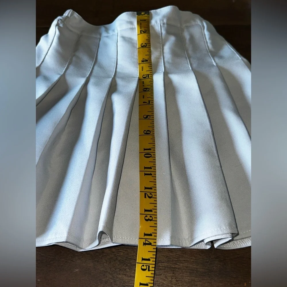 UGC CHEER Shell-Sz S white/maroon/light blue & White pleated CHEER skirt-Sz XS